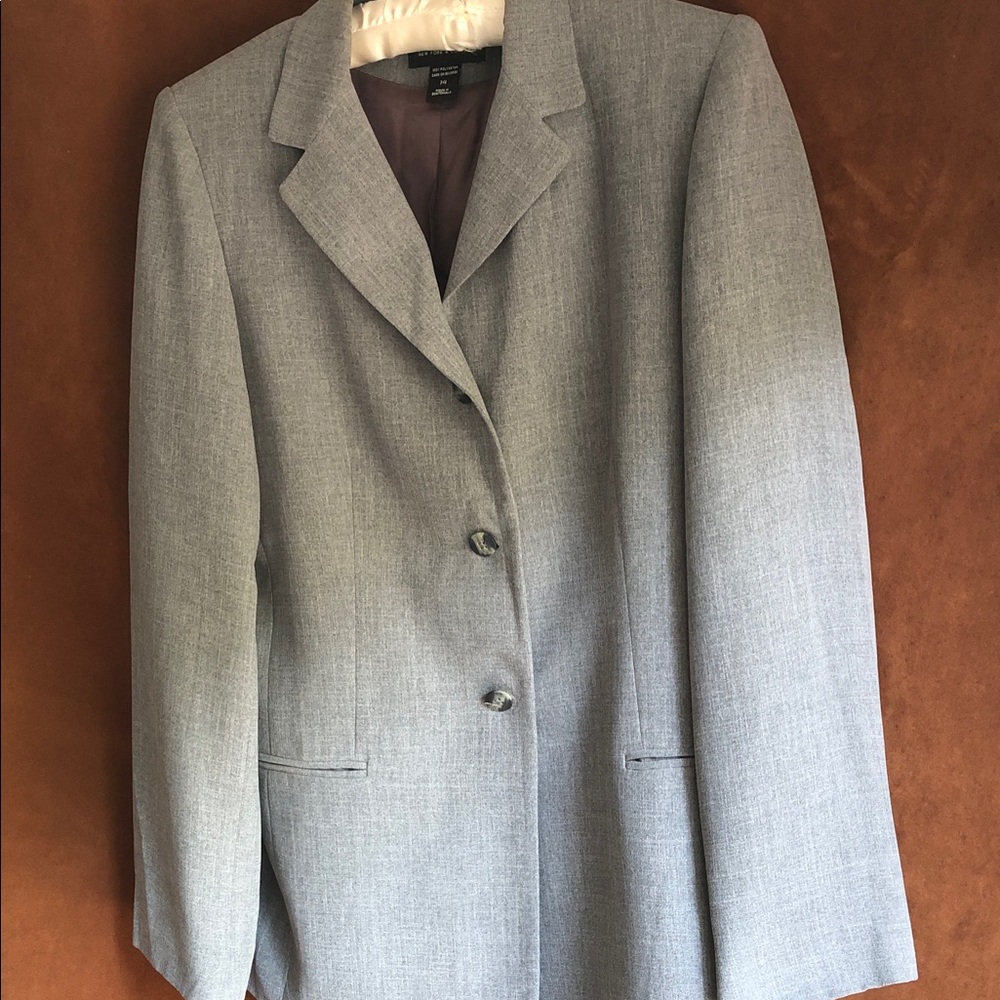 New York & Company Light Gray Women's Two-Button Blazer